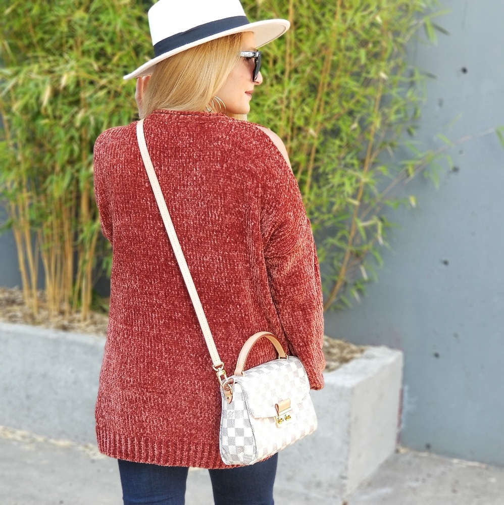 COLD SHOULDER CHENILLE SWEATER - Picture 5 of 7